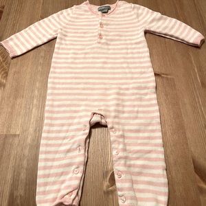 Striped pink and white baby gap button down one piece. Excellent condition!